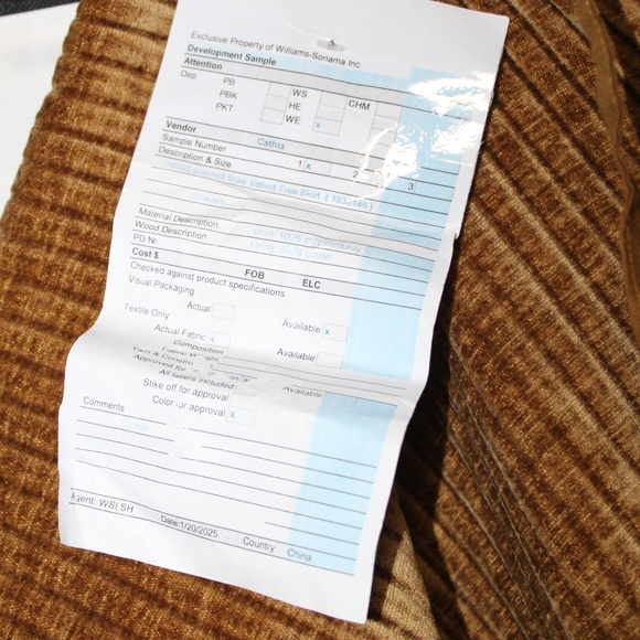 Williams Sonama Corded Bias Velvet Tree Skirt. - Picture 3 of 8